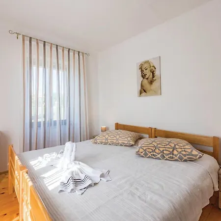 Holiday home Three-bedroom In
