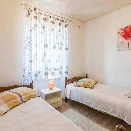 Vakantiehuis Three-bedroom In